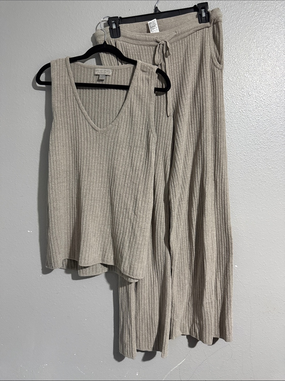 Barefoot Dreams Ribbed Wide Leg Lounge Pants Set in Light Beige size S